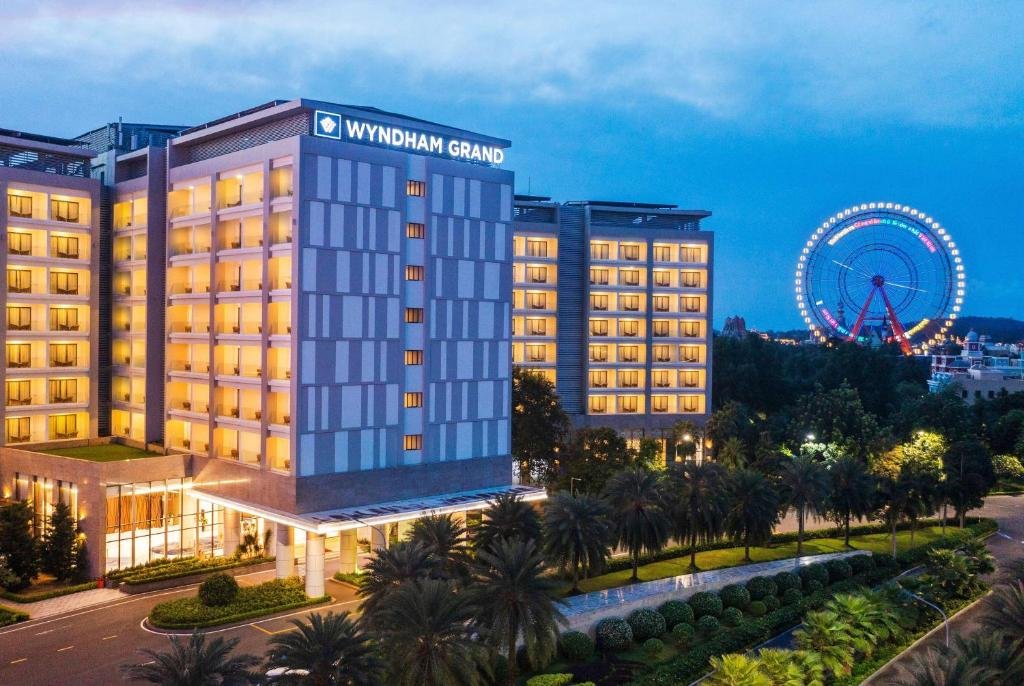 WYNDHAM GRAND PHU QUOC, Hotel in Phu Quoc