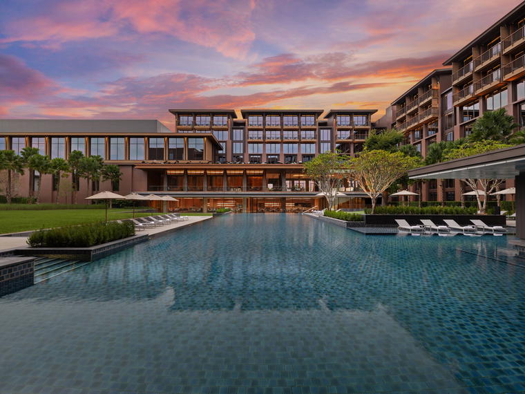 Courtyard by Marriott Bangkok Suvarnabhumi Airport, Bangkok, Thailand