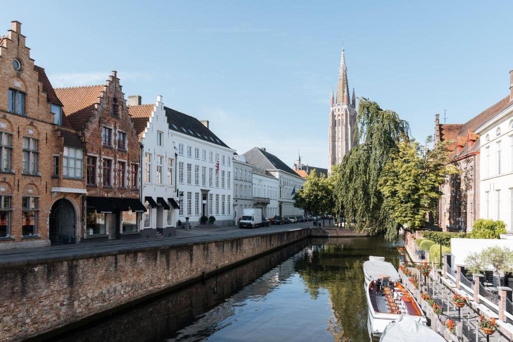 Hotel de Tuilerieën, Bruges, Belgium