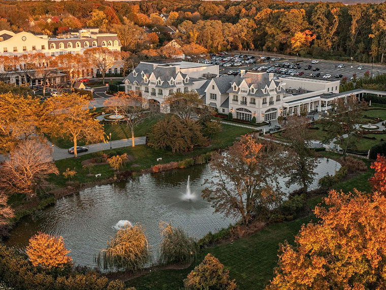 The Chateau Grande Hotel, East Brunswick, United States