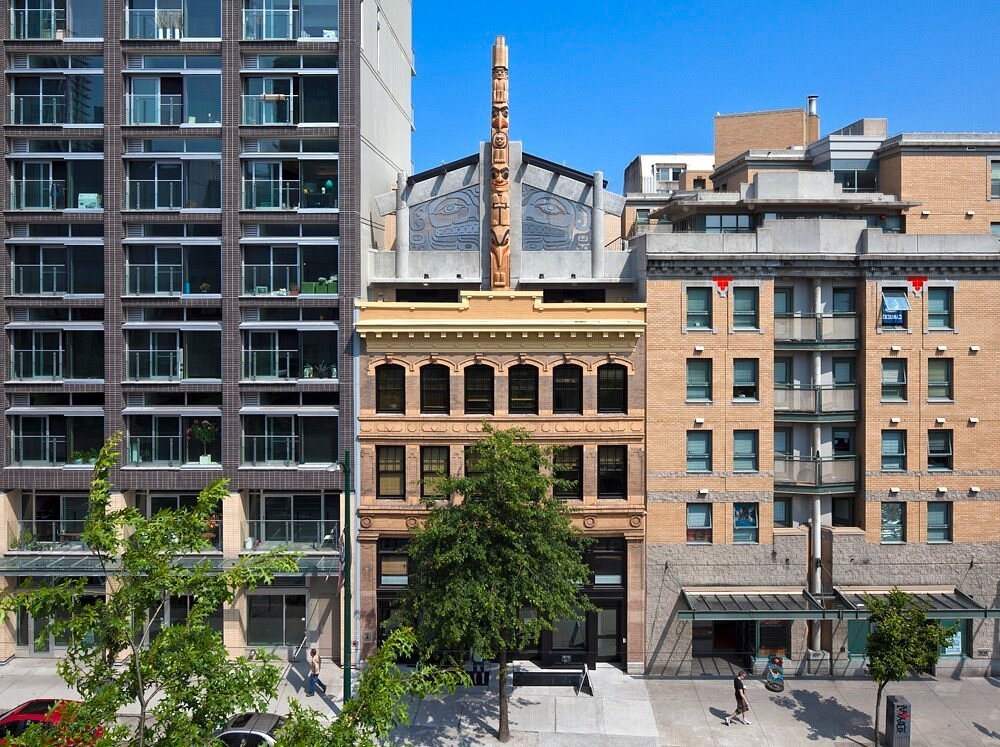 Skwachàys Lodge Indigenous Hotel and Gallery, Vancouver, Canada