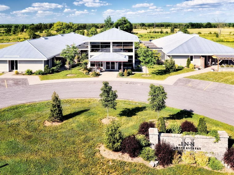 Huff Estates Winery & Inn, Prince Edward, Canada