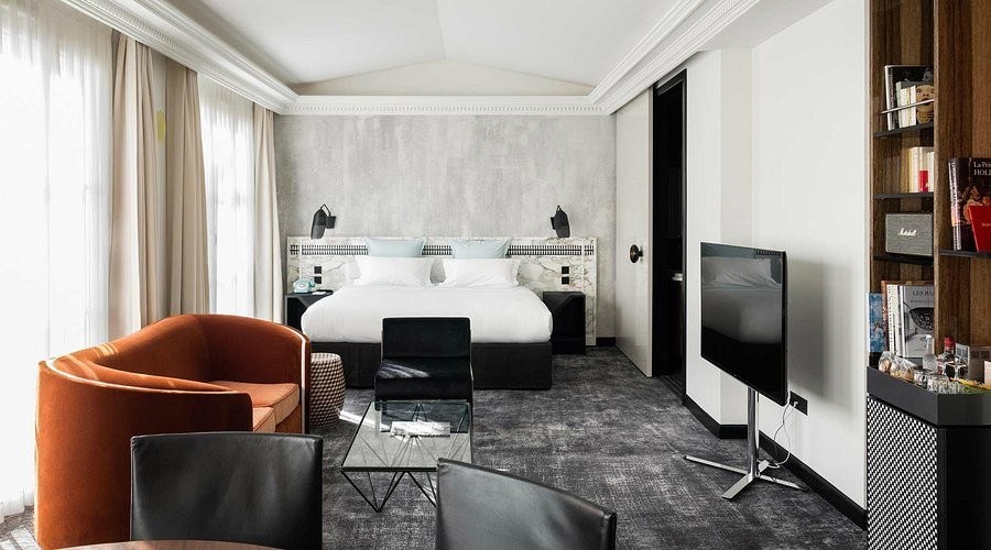 Les Bains, Paris, France