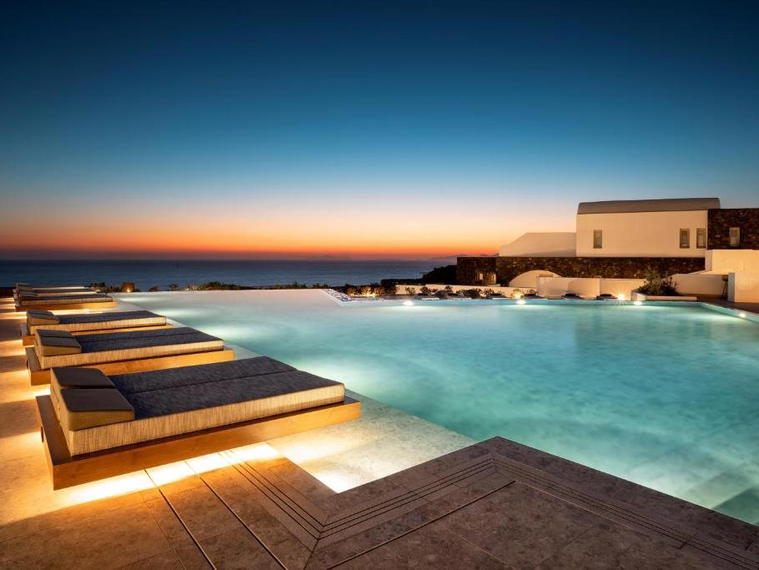 Santo Pure Oia Suites & Villas, Oia, Greece