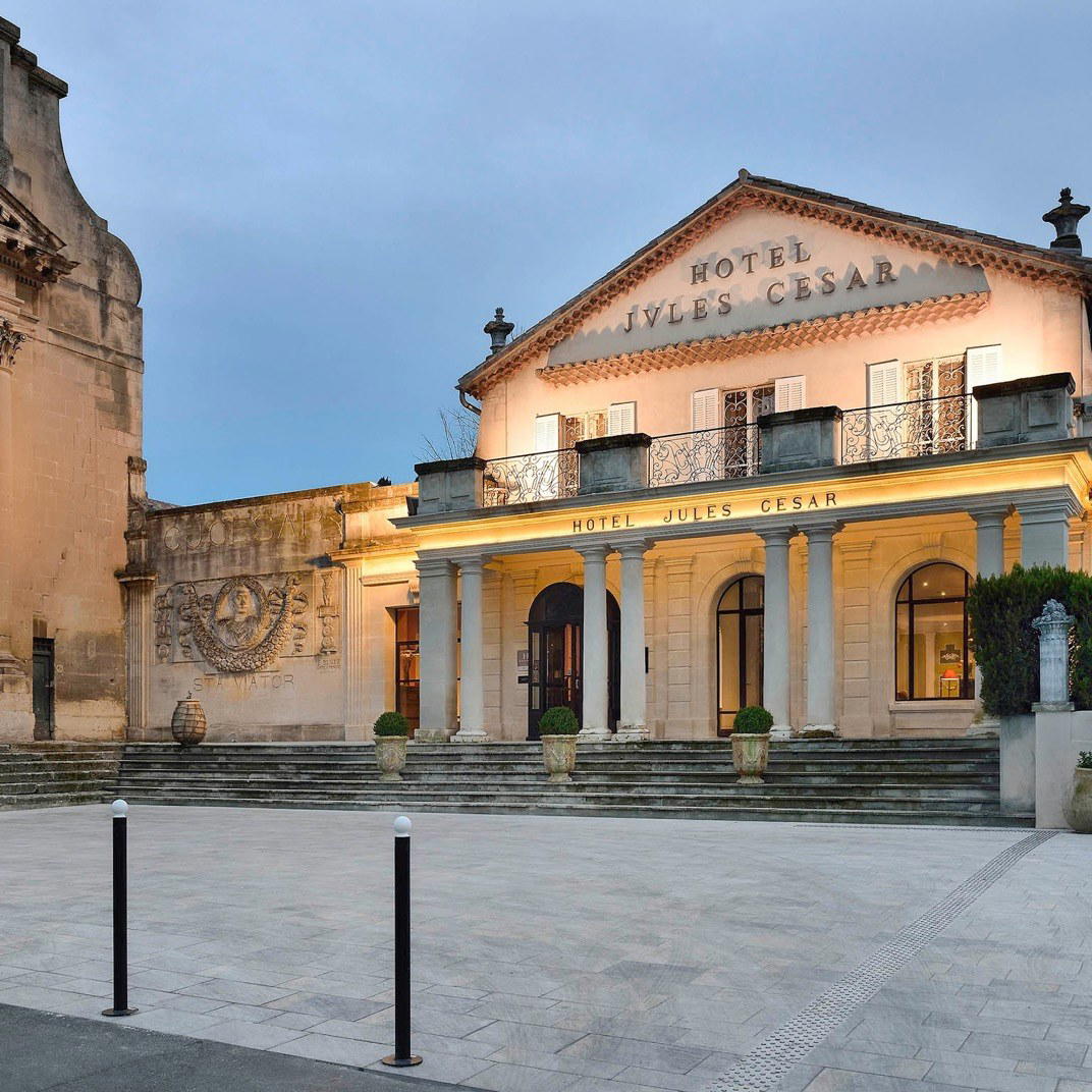 Jules César, Arles, France
