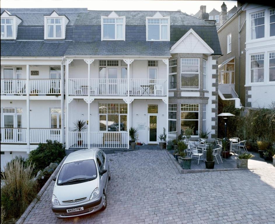 Primrose House St. Ives hotel in St Ives, United Kingdom