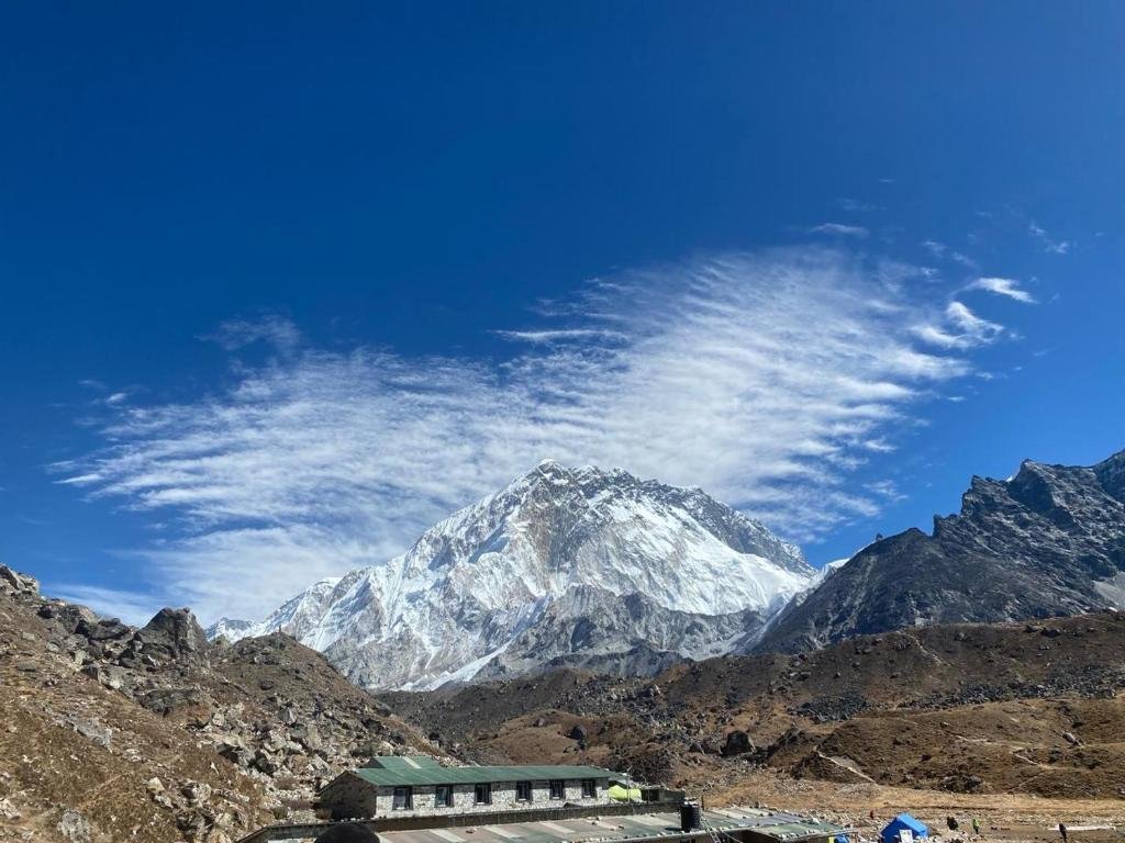 sherpa lodge lobuche, Lobuche, Nepal