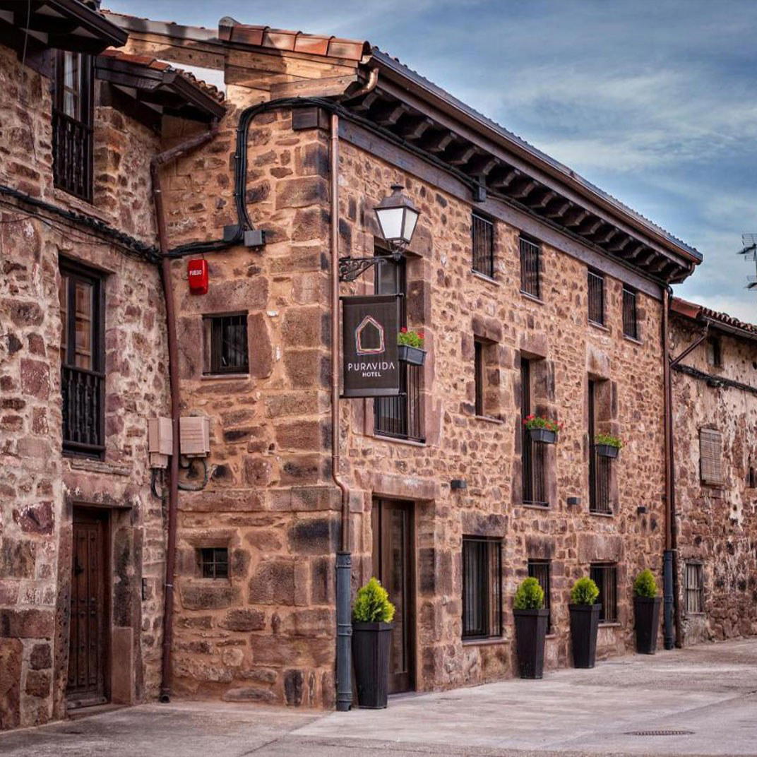 Pura Vida hotel in Valganon, Spain