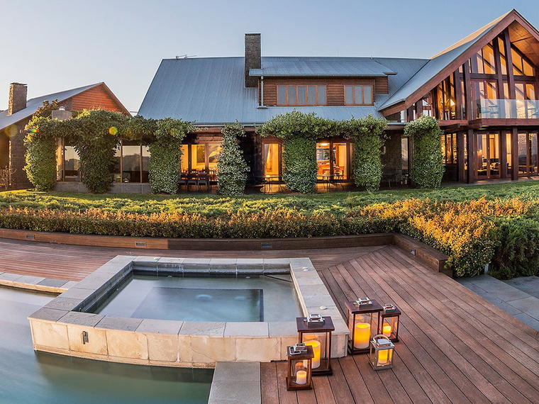Spicers Peak Lodge, Queensland, Australia
