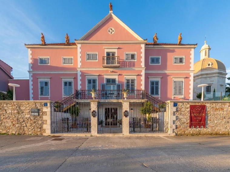 B&B Heritage Villa Apolon, Stari Grad, Croatia