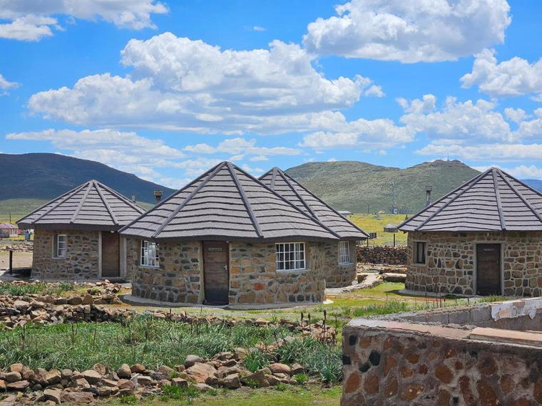 Sani Mountain Escape, Mokhotlong, Lesotho