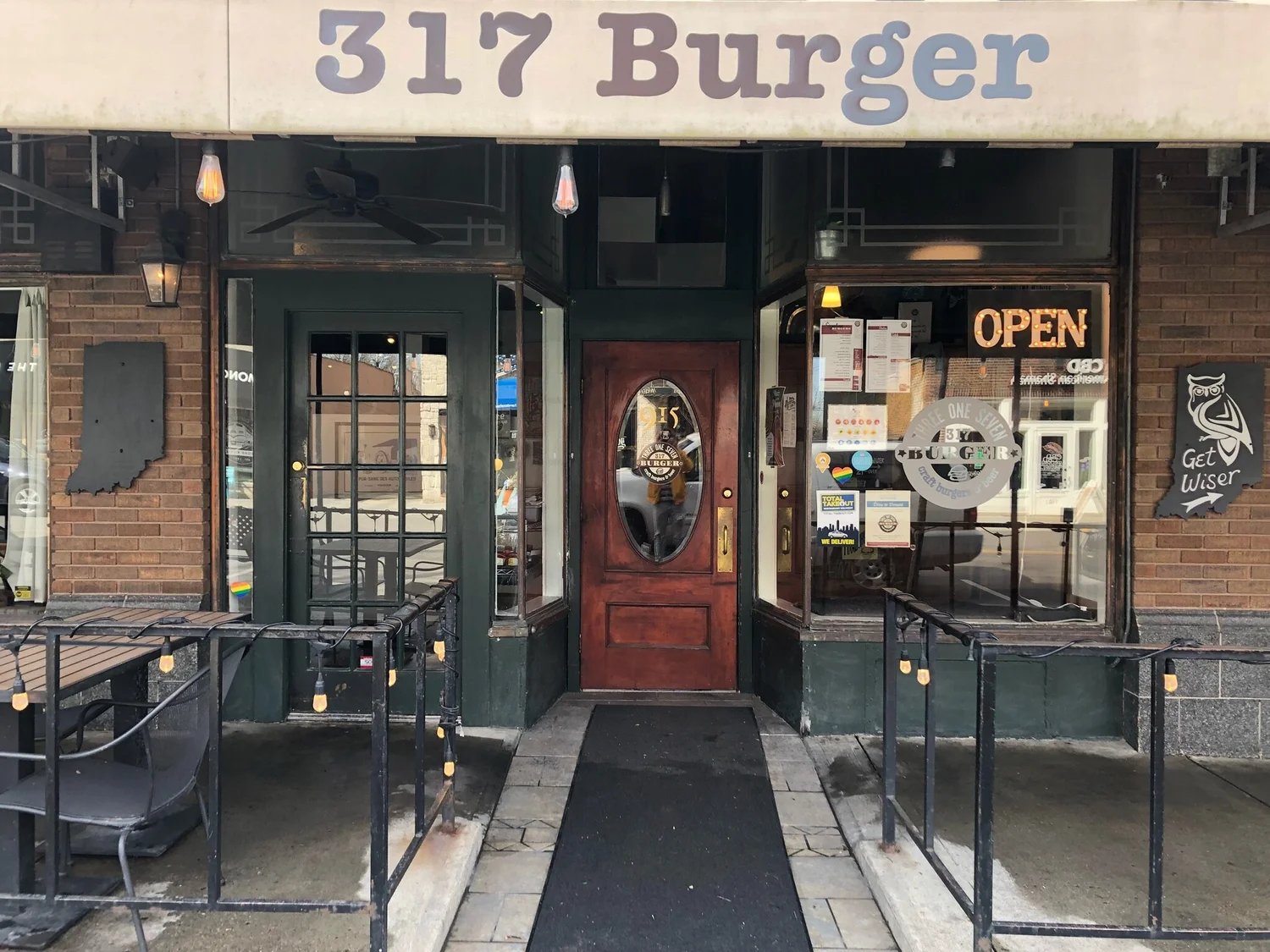 317 Burger hotel in Indianapolis, United States