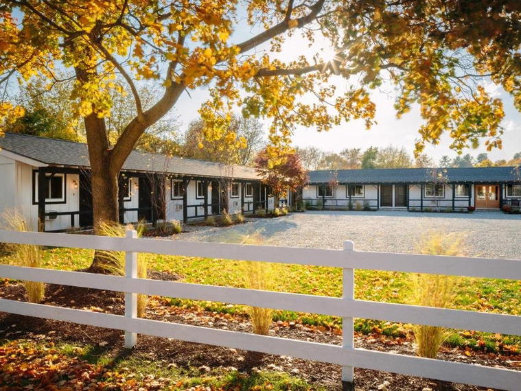Brentwood Hotel, Saratoga Springs, United States