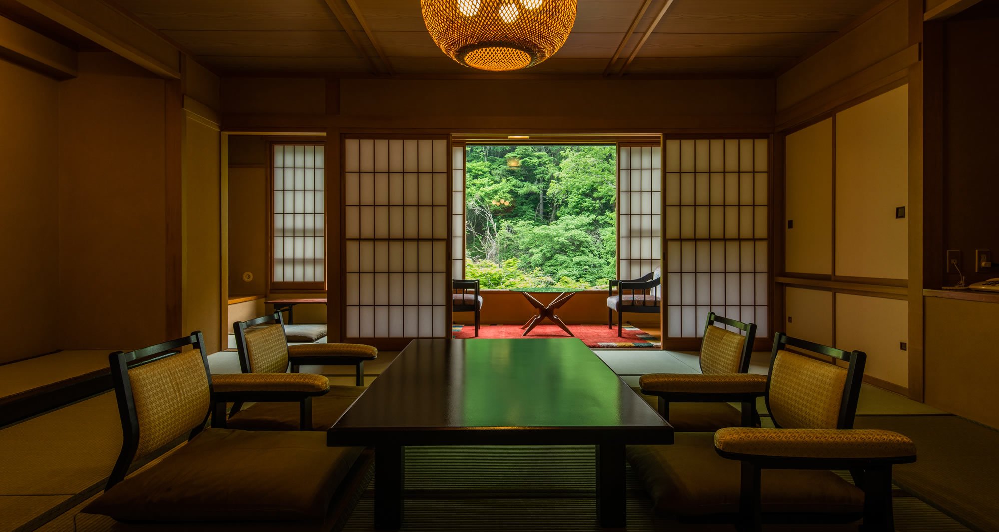 扉温泉 明神館