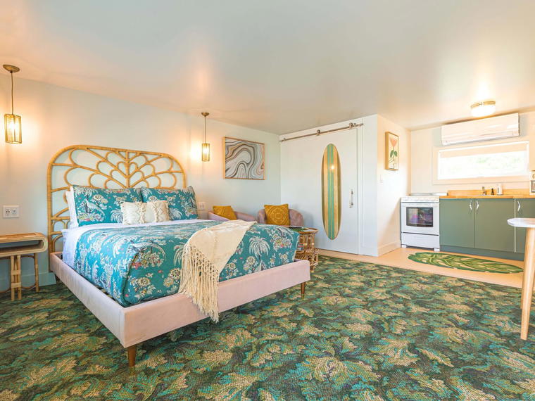 Rye Motor Inn & Swim Shop, Rye, United States