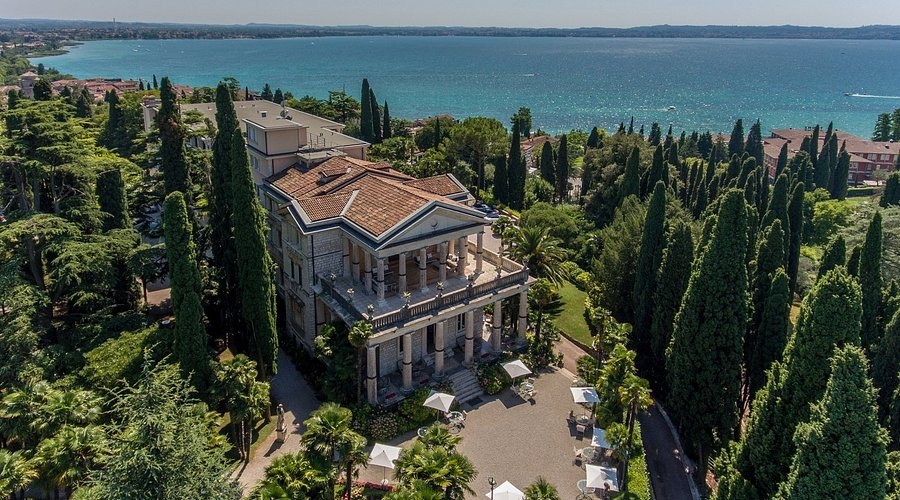 Villa Cortine Palace