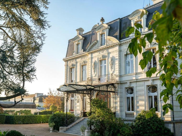 Hotel Chateau de Verrieres & Spa Chateau Hotel Saumur, Orléans, France