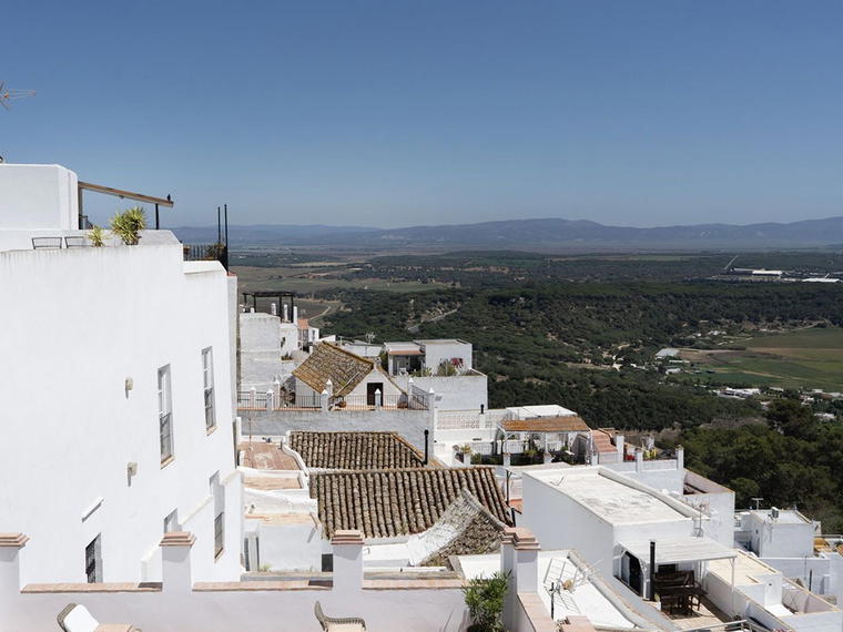 Plaza 18, Cádiz, Spain