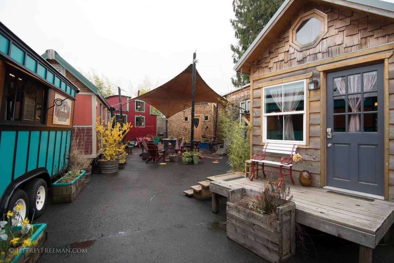 Caravan - The Tiny House Hotel, Hotel in Portland