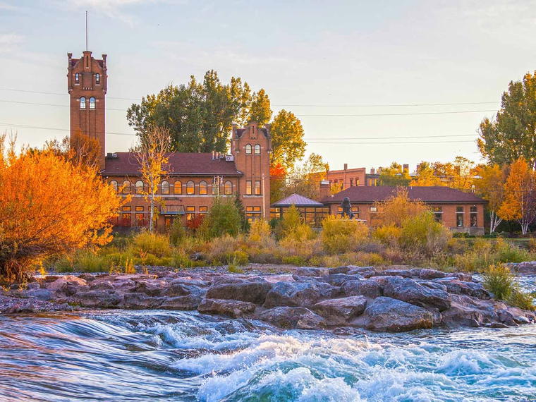 Brennan's Wave, Missoula, United States