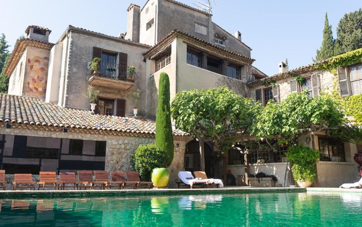 La Colombe d'Or Hotel and Restaurant