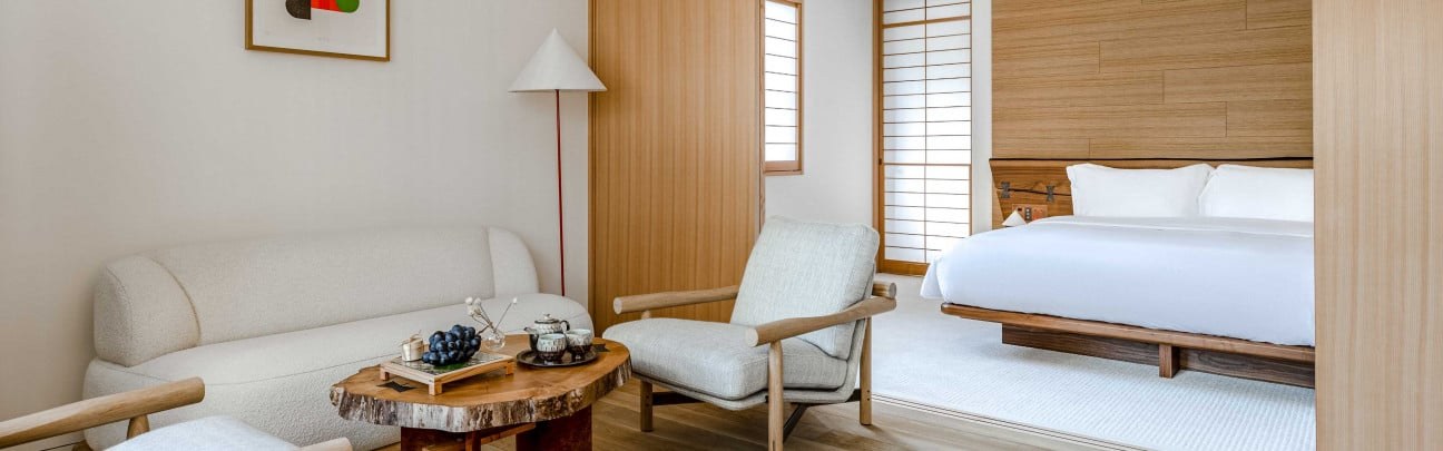 The Shinmonzen, Kyoto, Japan