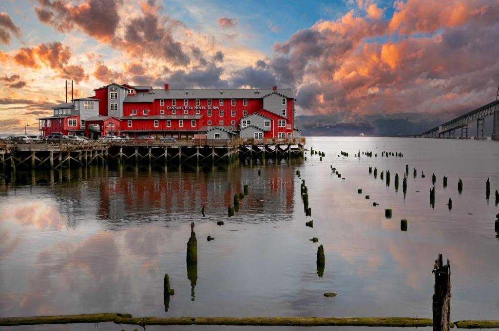 Cannery Pier Hotel & Spa, Astoria, United States