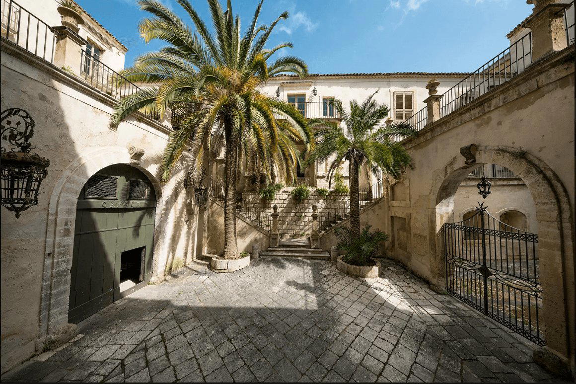 Palazzo Castelluccio hotel in Noto