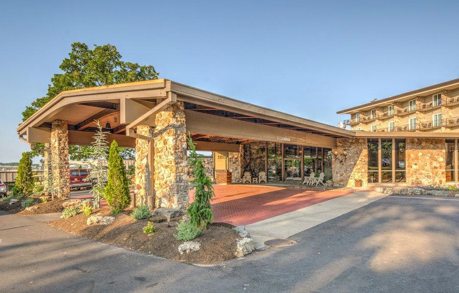 The Lodge of Four Seasons hotel in Village Of Four Seasons, United States