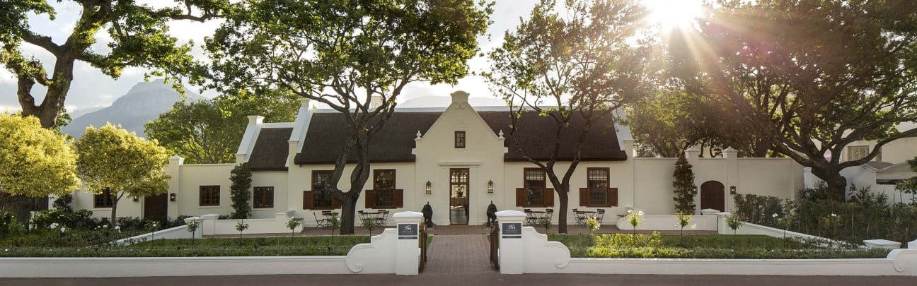 Leeu House