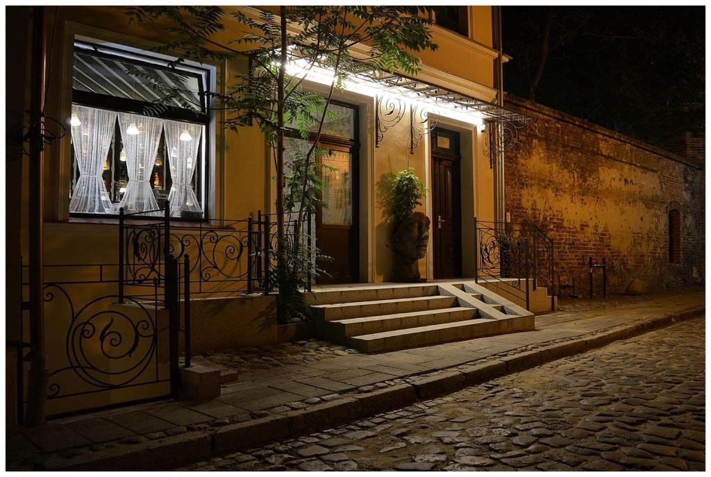 "Róże i Zen" Apartamenty. Pokoje Gościnne hotel in Torun, Poland