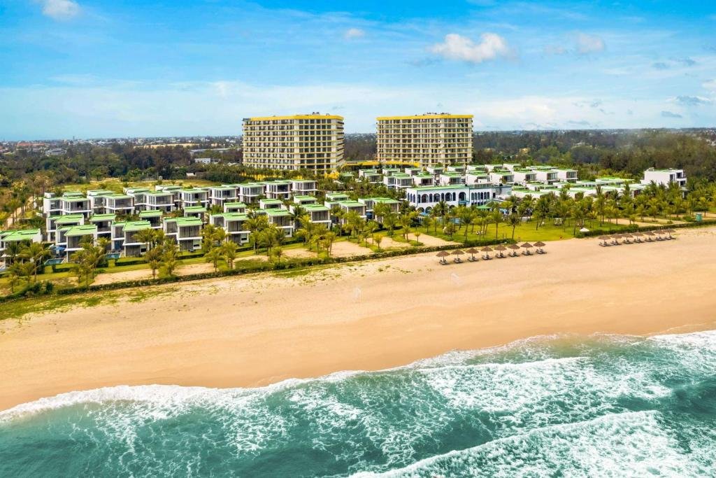 Wyndham Hoi An Royal Beachfront Resort & Villas, Hotel in Hoi An