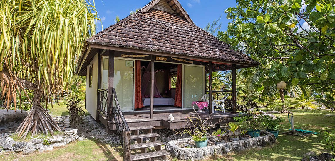 La pension Tokerau Village hotel in Fakarava, French Polynesia