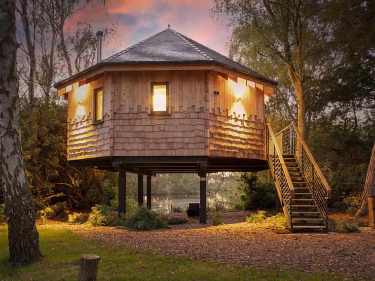 TreeTop House, Box, United Kingdom