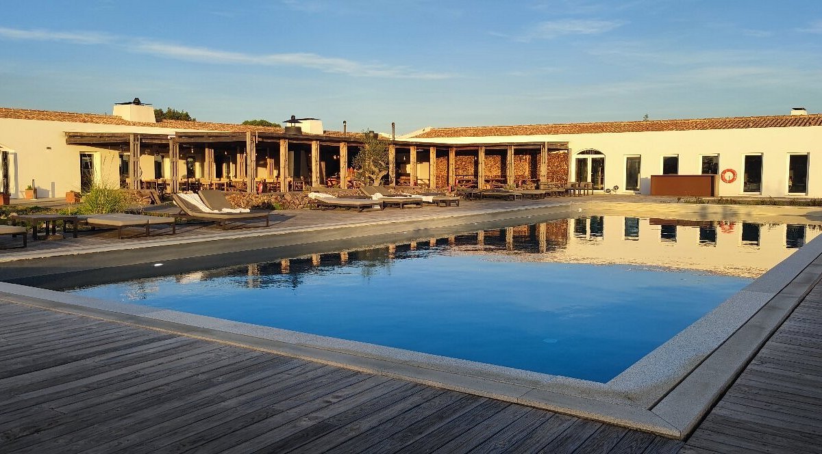 Craveiral Farmhouse hotel in Sao Teotonio, Portugal
