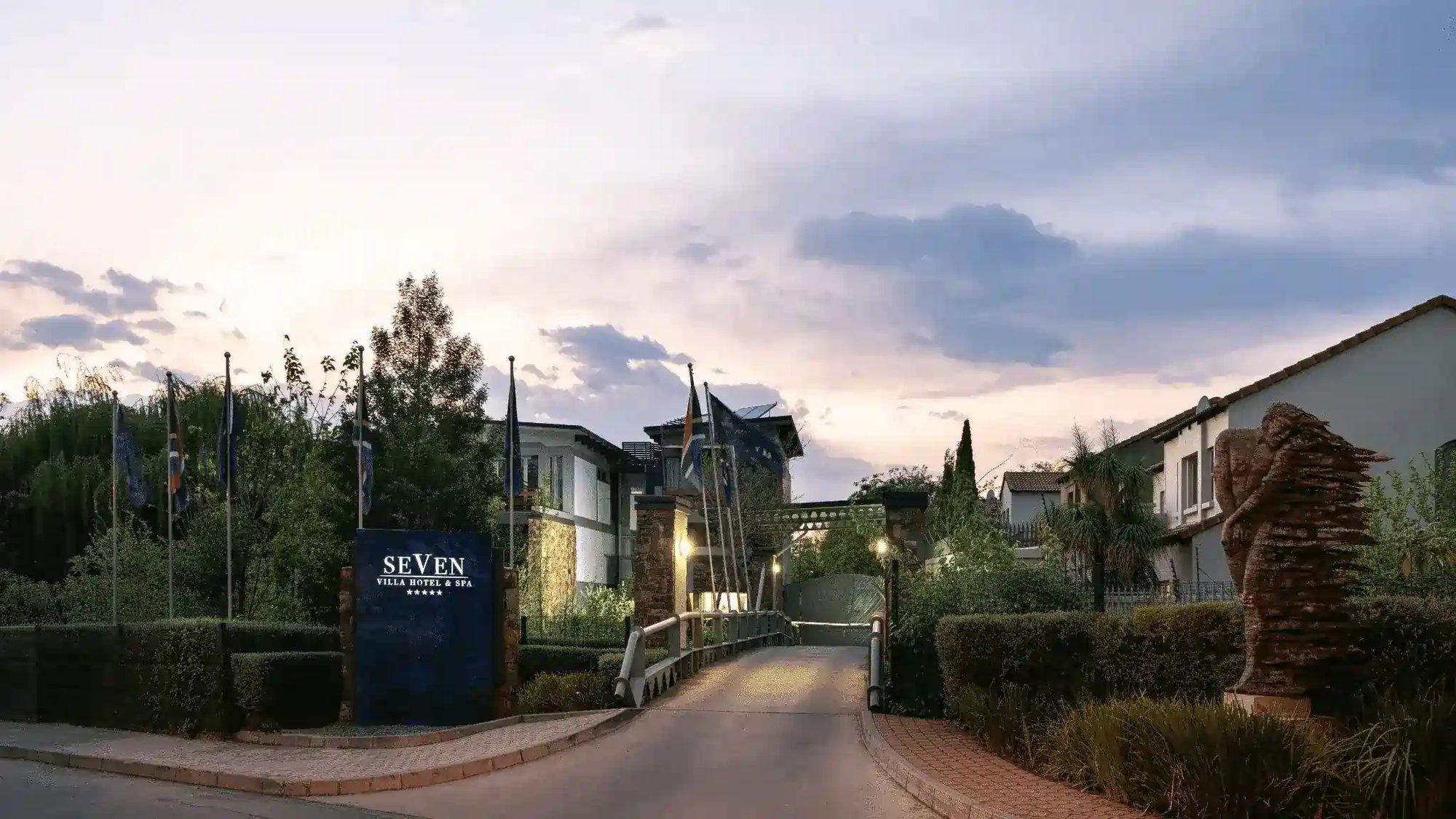 SEVEN VILLA HOTEL AND SPA hotel in Johannesburg, South Africa