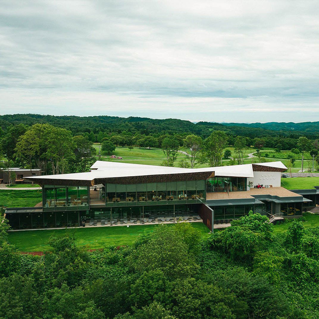 Snow Peak Field Suite Spa Headquarters, Hotel in Sanjo