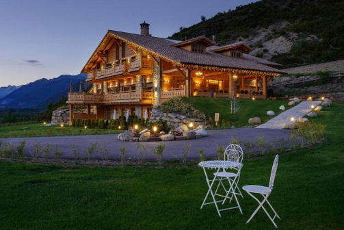 HOTEL & CHALET VIÑAS DE LÁRREDE