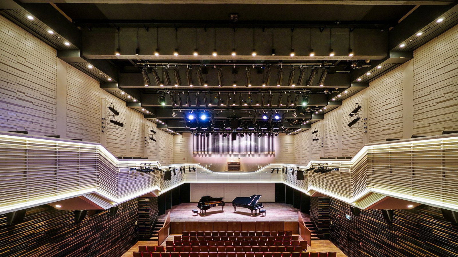 Elma Arts Complex Luxury Hotel - אלמא מלון ומרכז אמנויות, Hadera, Israel