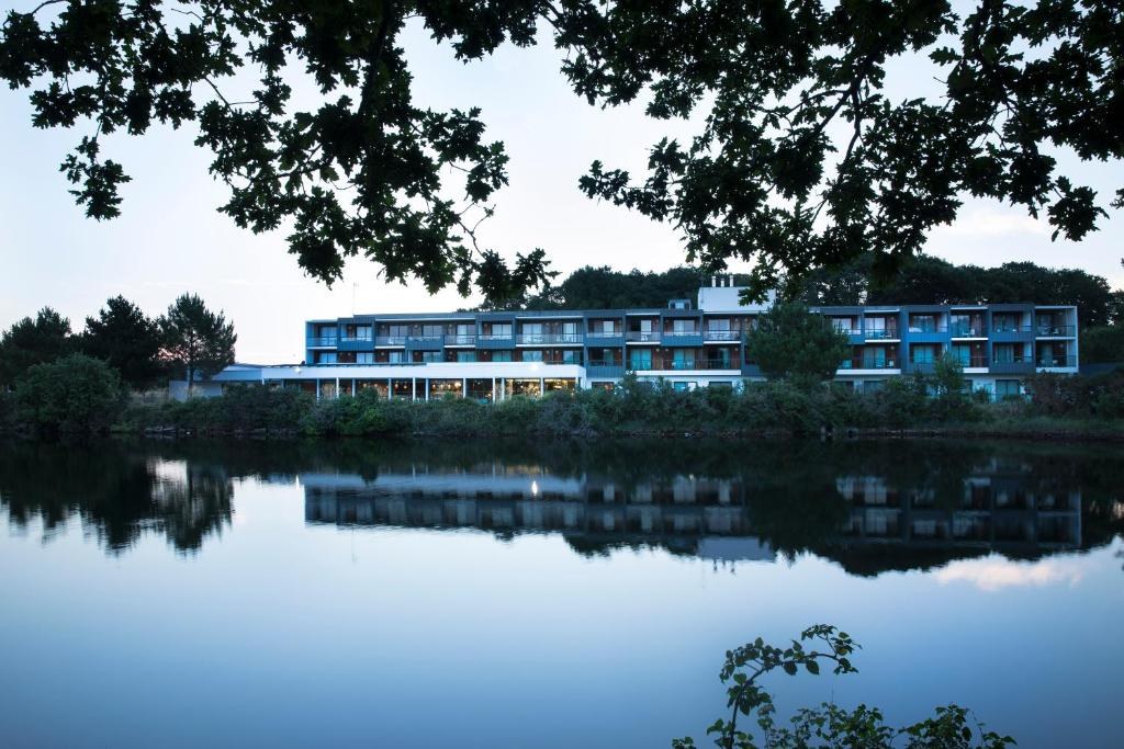 Hotel les Rives du Ter