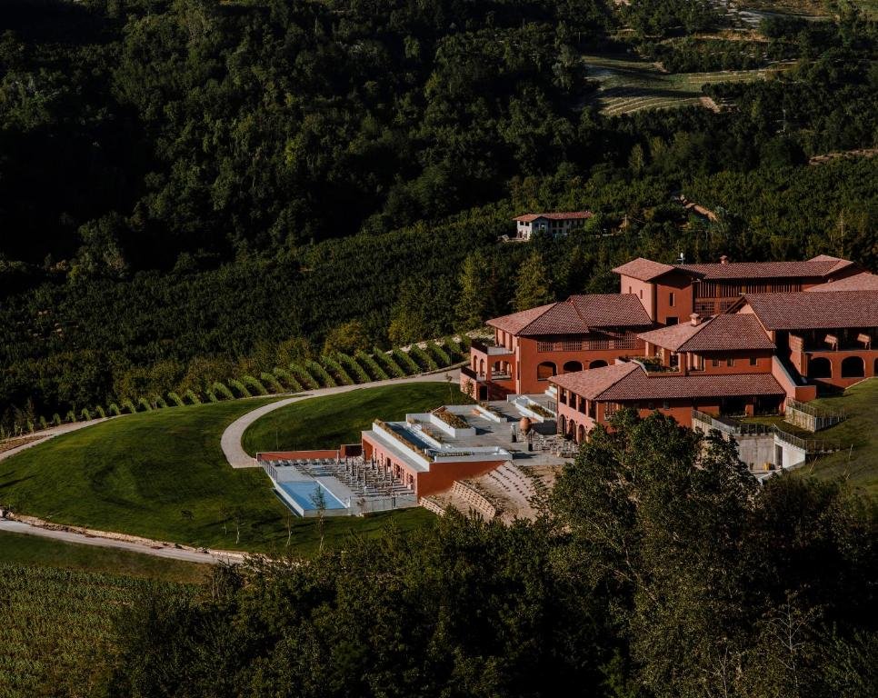 Casa di Langa, Hotel in Cerretto Langhe