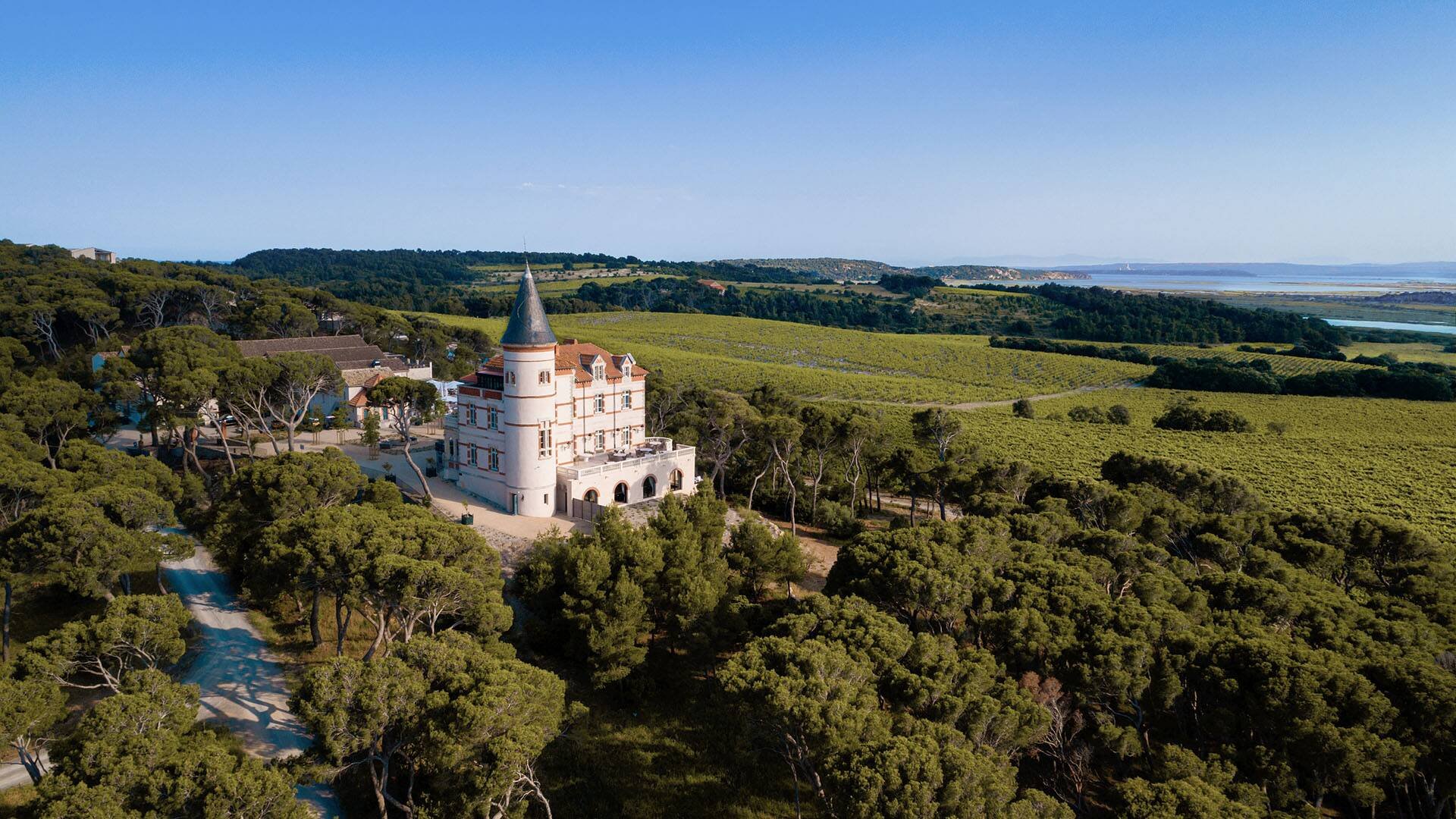 Château Capitoul hotel in Narbonne, France