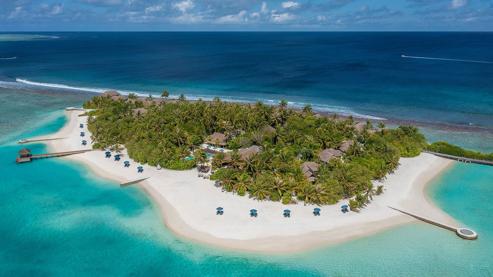 Naladhu Private Island Maldives, Hotel in South Malé Atoll