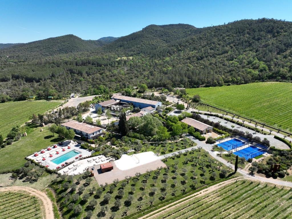 UP - Ultimate Provence Hôtel, Hotel in La Garde Freinet