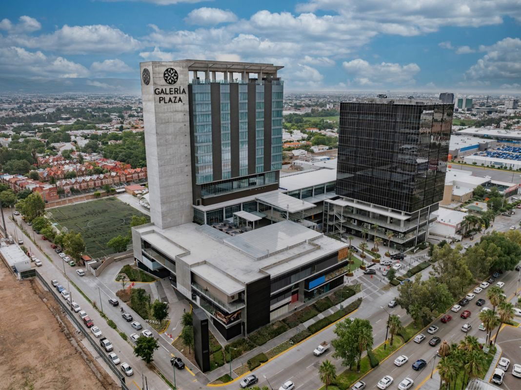 Galeria Plaza Leon hotel in Leon