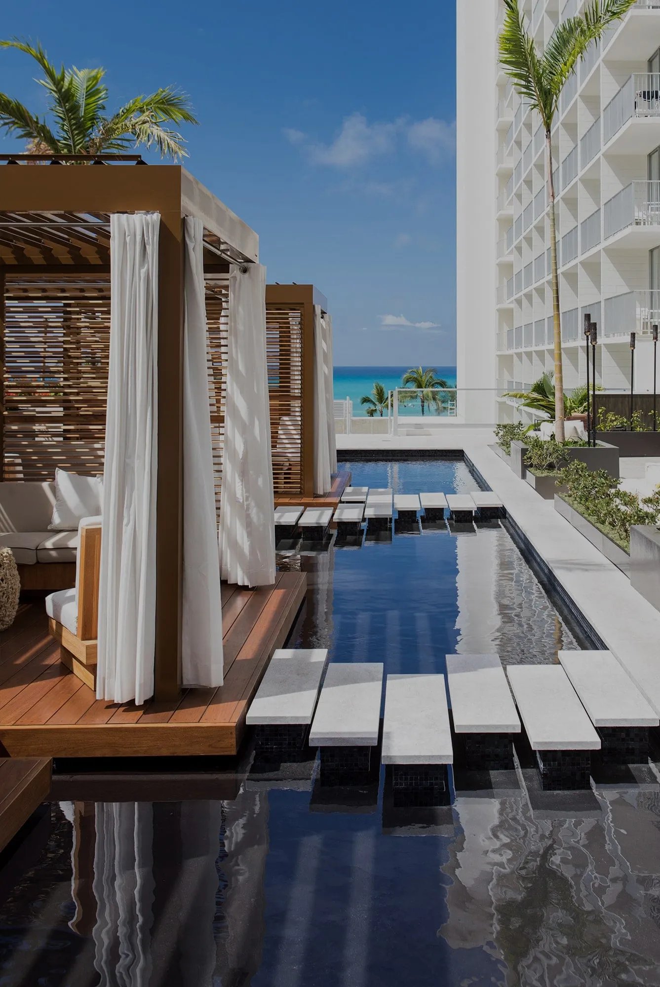 Alohilani Resort Waikiki Beach hotel in Honolulu, United States