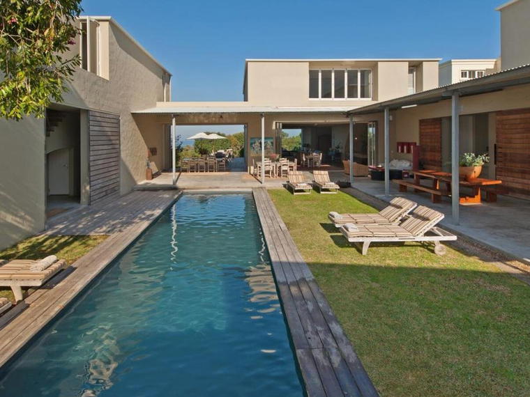 Mosselberg on Grotto Beach, Hermanus, South Africa