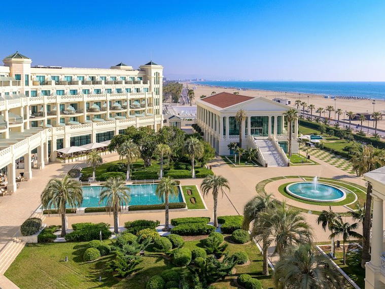 Hotel Las Arenas, València, Spain