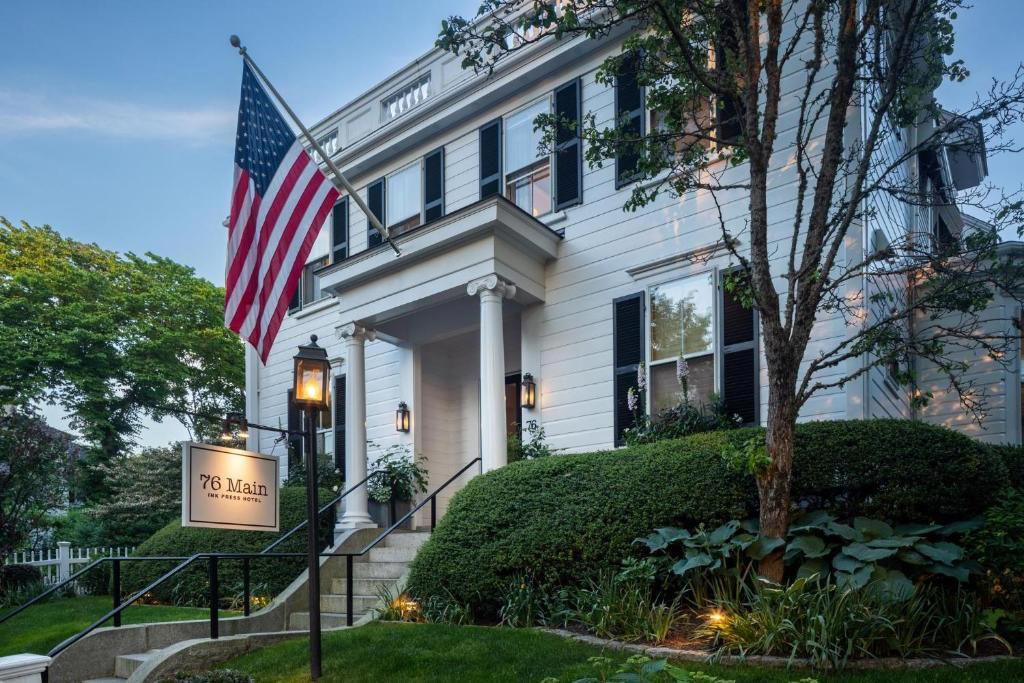 76 Main Ink Press Hotel, Nantucket, United States