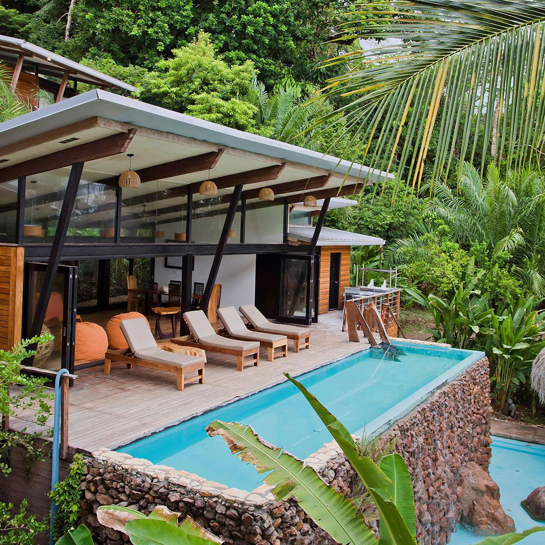 Isla Palenque, Hotel in San Lorenzo District